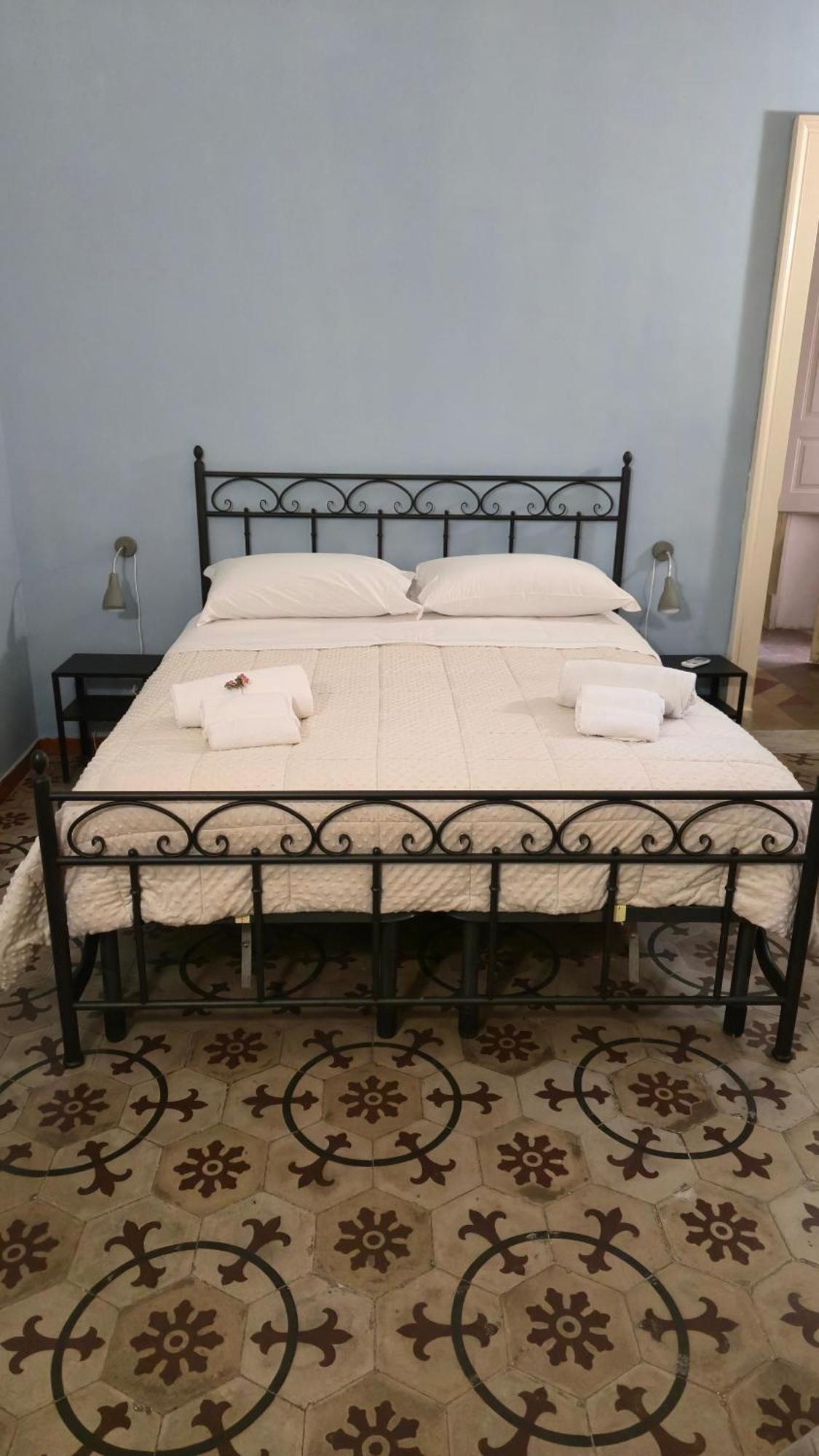 Saranton House Ξενοδοχείο Κατάνια Εξωτερικό φωτογραφία